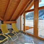 Hotel Crystal 3*