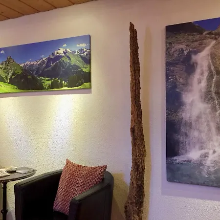 水晶酒店